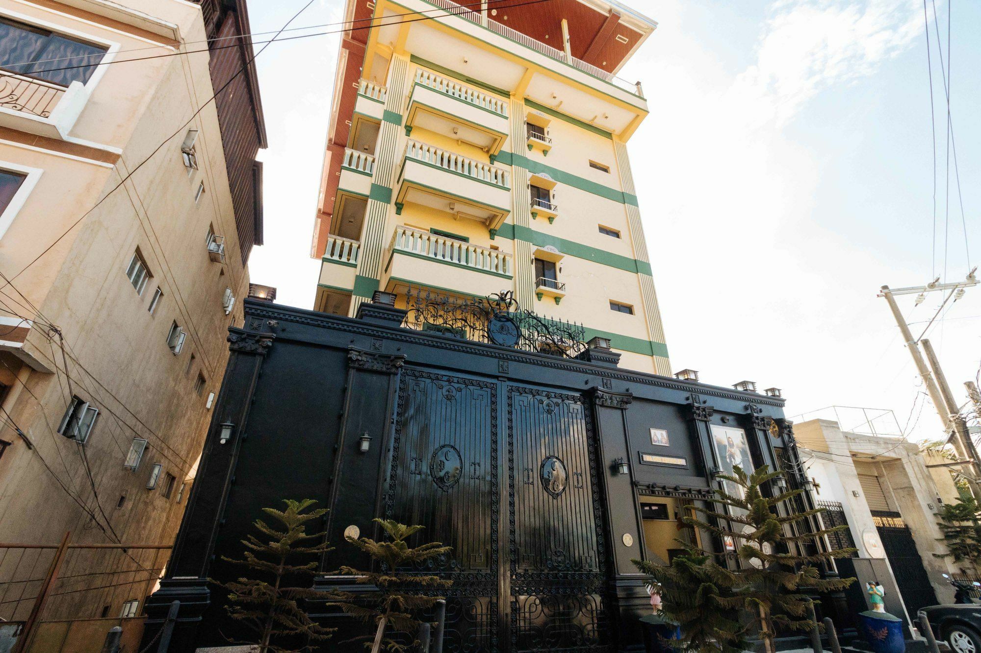 Chanel Paris Hotel Powered By Cocotel Taguig Εξωτερικό φωτογραφία